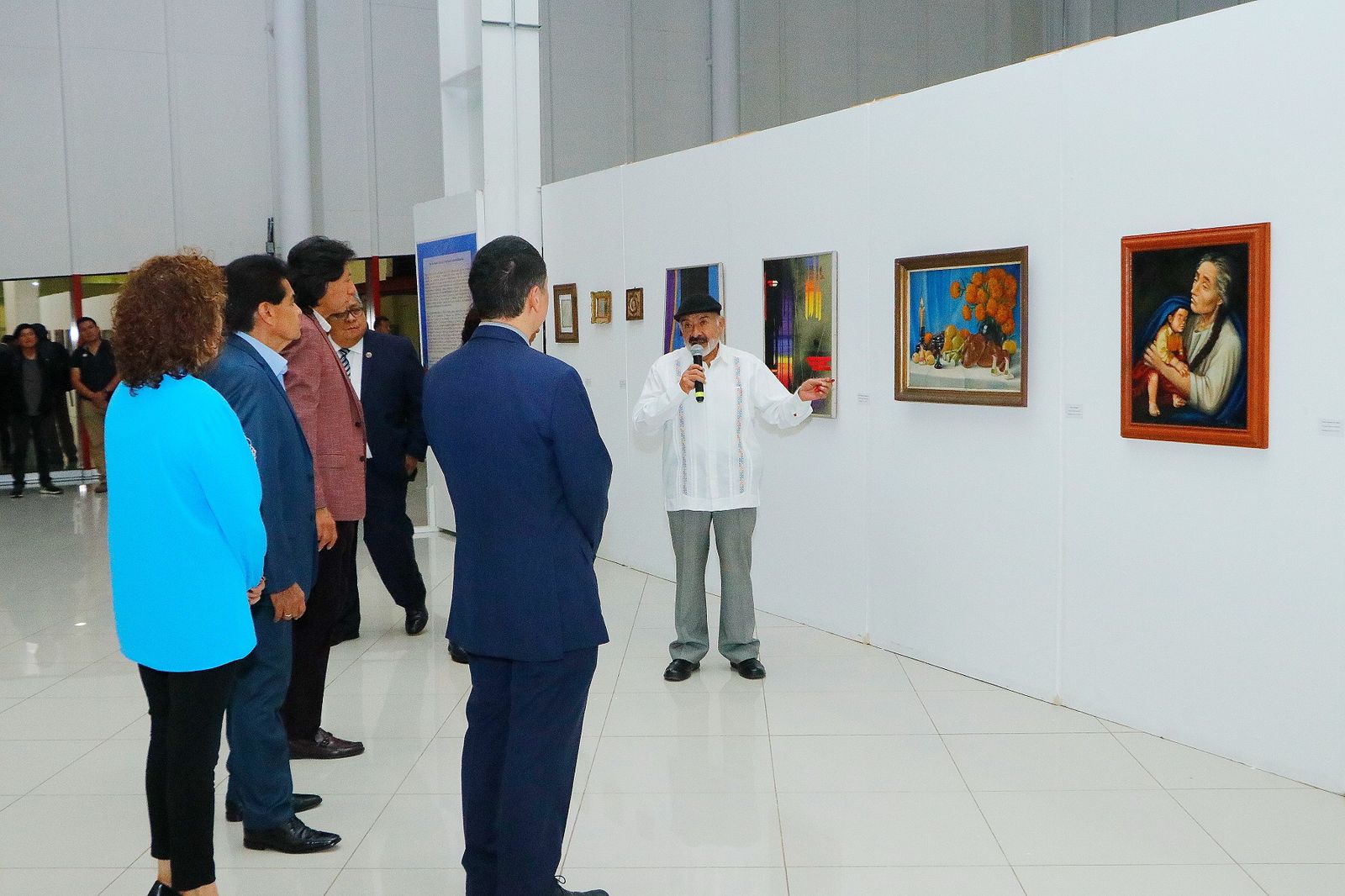 Invita UATx a visitar exposición del artista Martín Rojas
